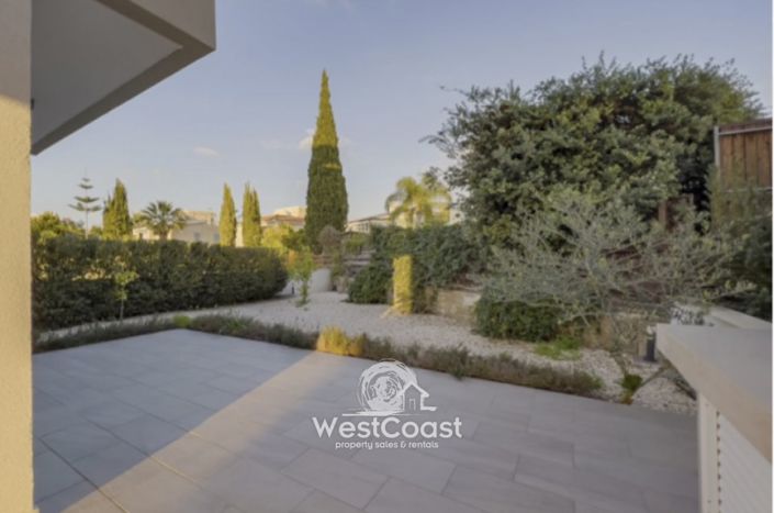 Image No.8-3 Bed Villa for sale