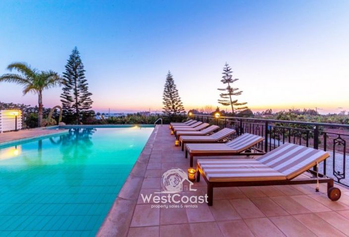 Image No.3-4 Bed Villa for sale