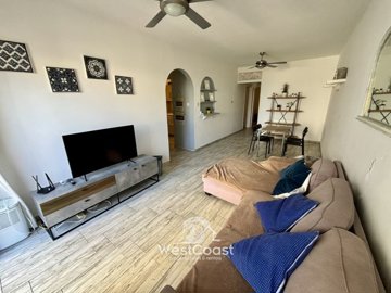 180459-apartment-for-sale-in-chlorakafull