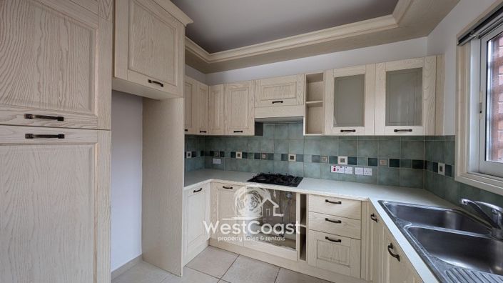 Image No.8-3 Bed Villa for sale