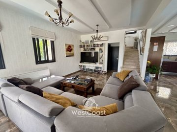 182510-detached-villa-for-sale-in-peyiafull