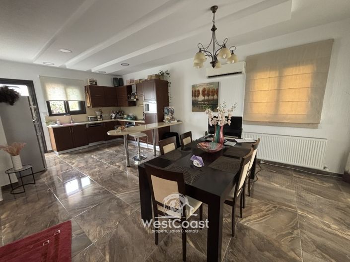 Image No.5-3 Bed Villa for sale