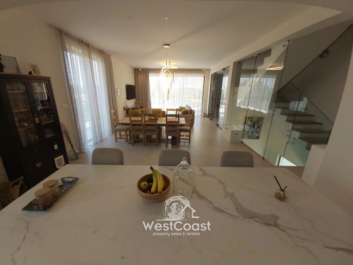 Image No.5-4 Bed Villa for sale