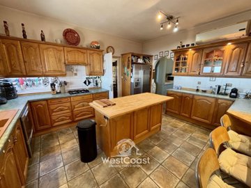 184909-detached-villa-for-sale-in-talafull