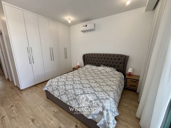 Image No.10-3 Bed Townhouse for sale