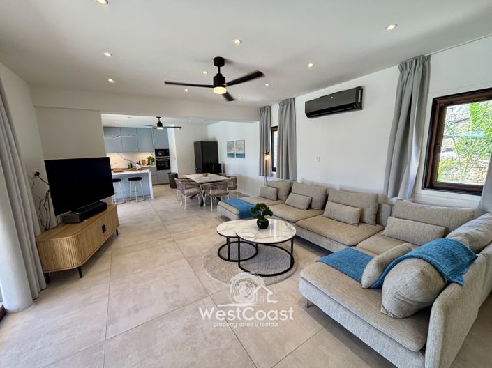 Image No.2-5 Bed Villa for sale