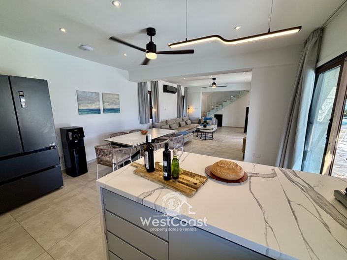 Image No.8-5 Bed Villa for sale