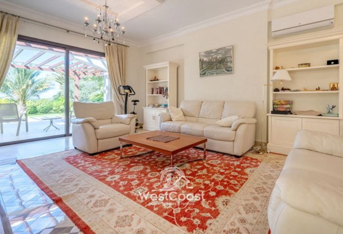 Image No.4-4 Bed Villa for sale