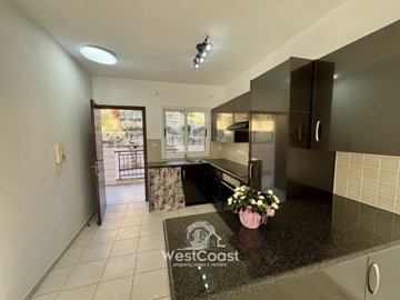 185615-apartment-for-sale-in-universalfull