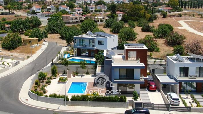 Image No.3-3 Bed Villa for sale