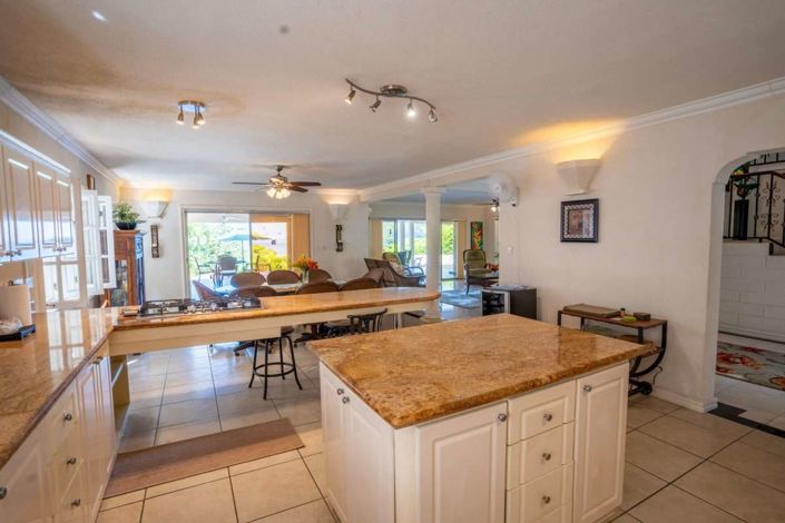 Image No.9-5 Bed Villa for sale