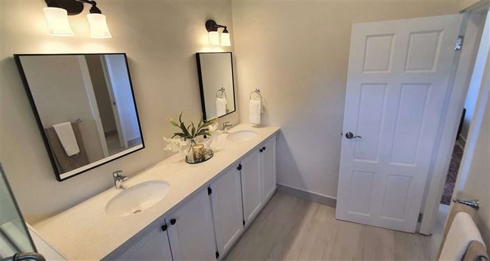 Image No.11-3 Bed Villa for sale