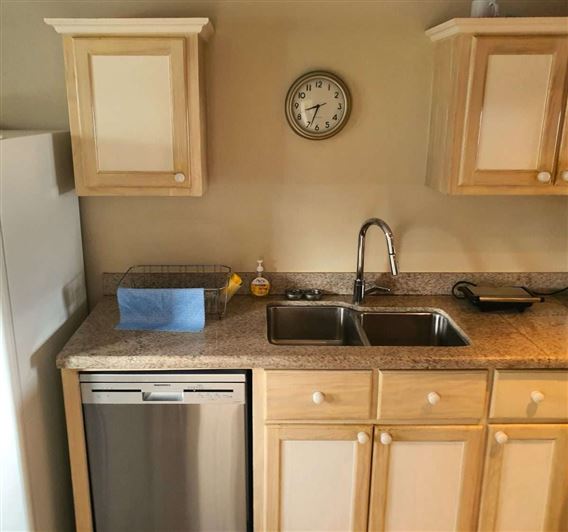 Image No.8-3 Bed Townhouse for sale