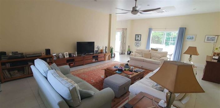 Image No.8-5 Bed Villa for sale