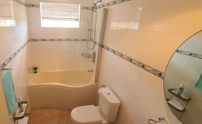 Image No.21-5 Bed Villa for sale