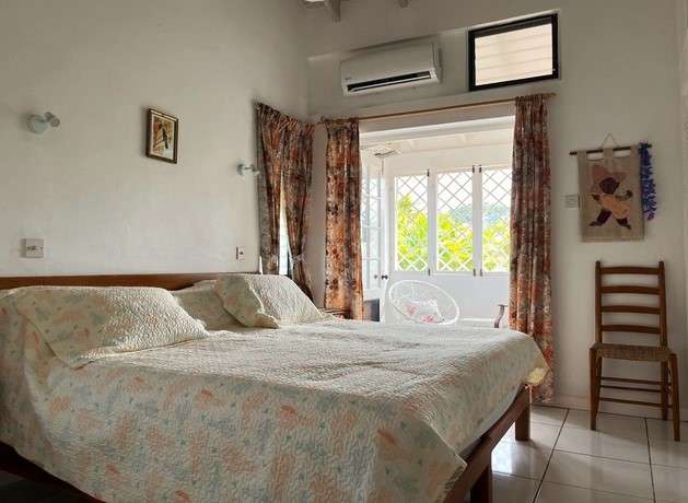 Image No.14-3 Bed Townhouse for sale