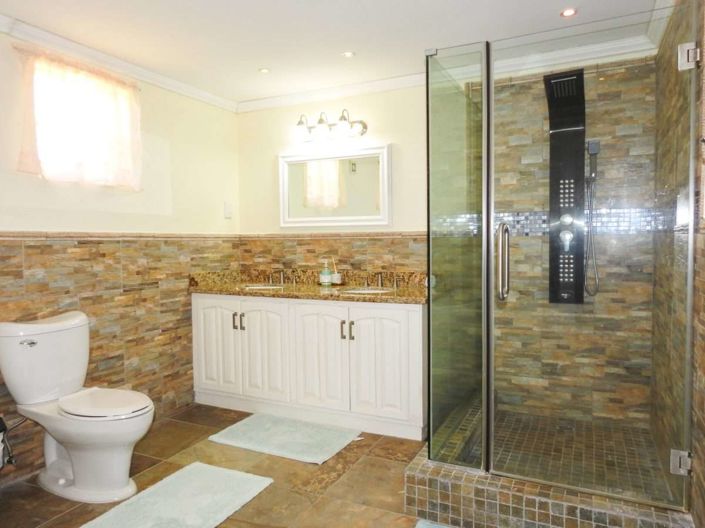 Image No.9-4 Bed Villa for sale