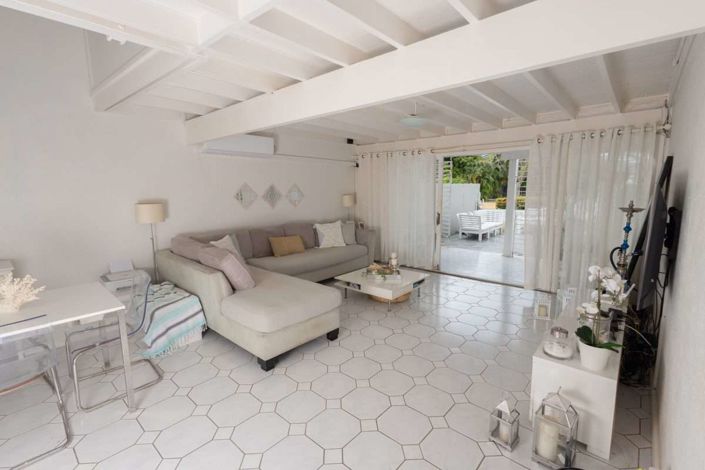 Image No.6-2 Bed Townhouse for sale