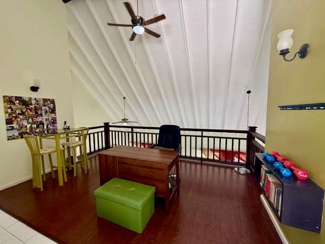 Image No.10-3 Bed Villa for sale