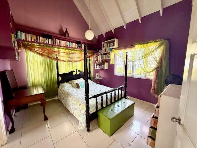 Image No.18-3 Bed Villa for sale