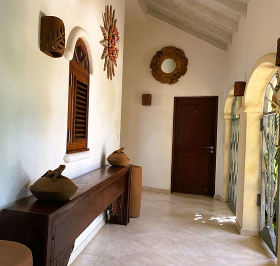 Image No.15-6 Bed Villa for sale