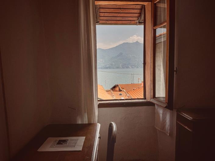 Image No.28-2 Bed Semi-Detached for sale