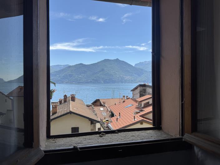 Image No.33-2 Bed Semi-Detached for sale