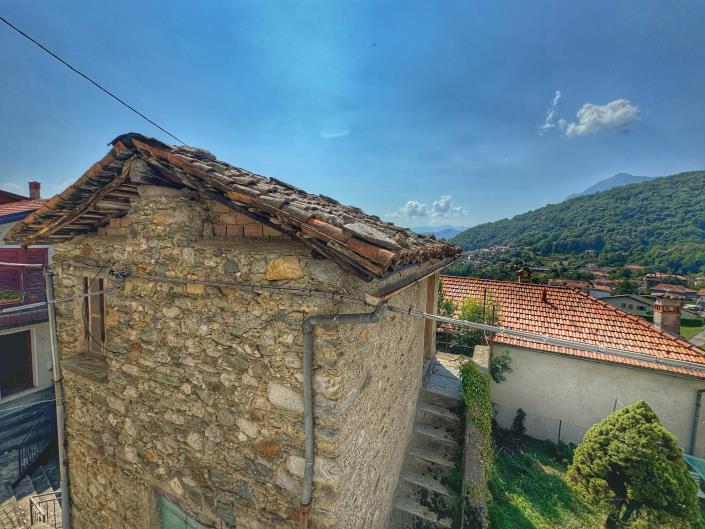 Image No.40-3 Bed Semi-Detached for sale