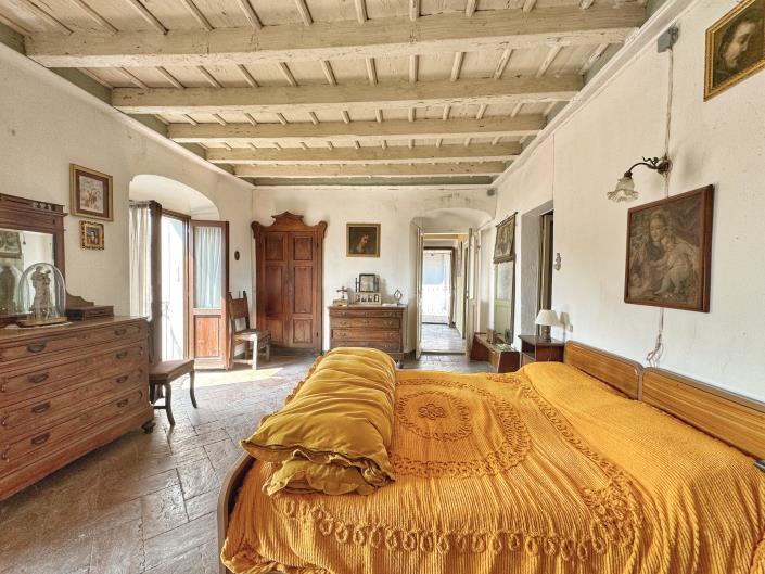 Image No.36-3 Bed Semi-Detached for sale