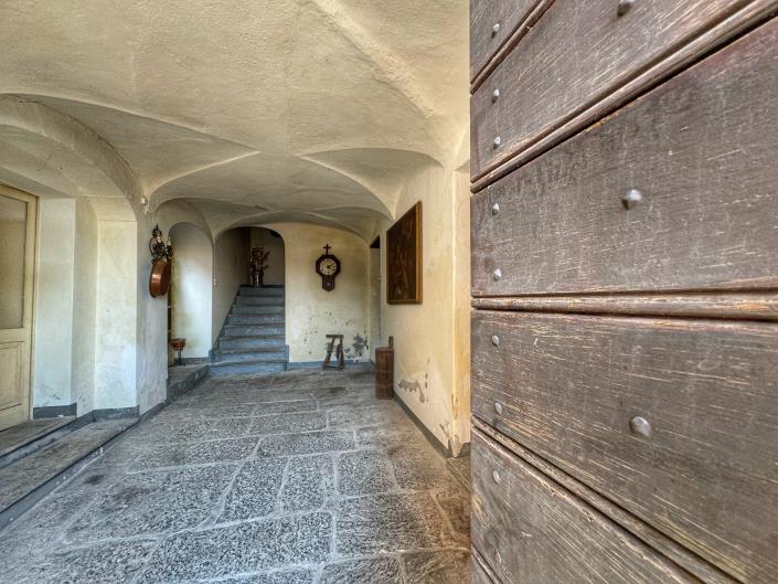 Image No.44-3 Bed Semi-Detached for sale