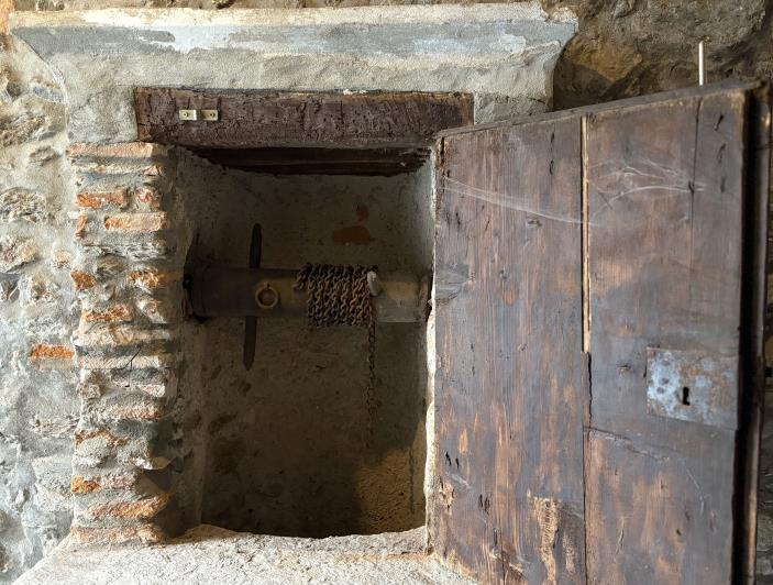 Image No.21-2 Bed Apartment for sale