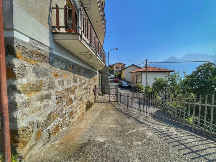 Image No.21-3 Bed Apartment for sale