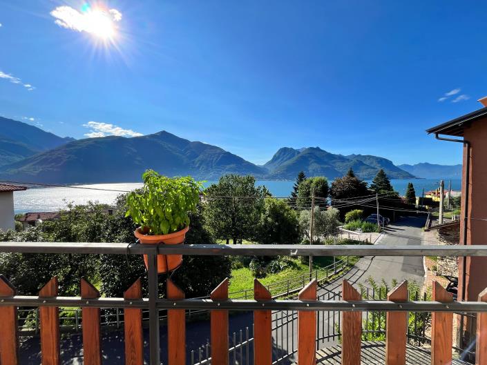 Image No.14-3 Bed Apartment for sale