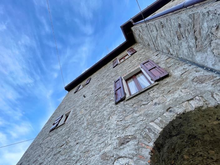 Image No.13-4 Bed Semi-Detached for sale