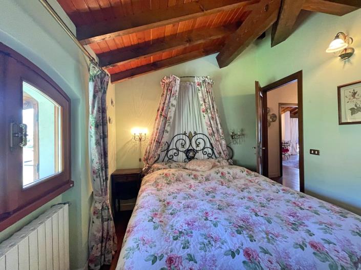 Image No.18-3 Bed Apartment for sale