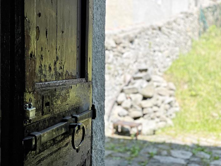 Image No.10-3 Bed Semi-Detached for sale