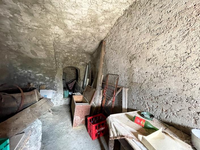 Image No.12-3 Bed Semi-Detached for sale