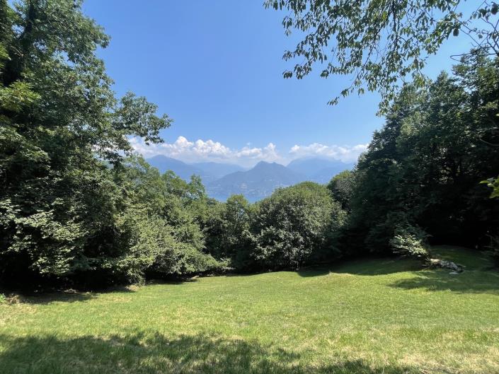 Image No.10-2 Bed House for sale