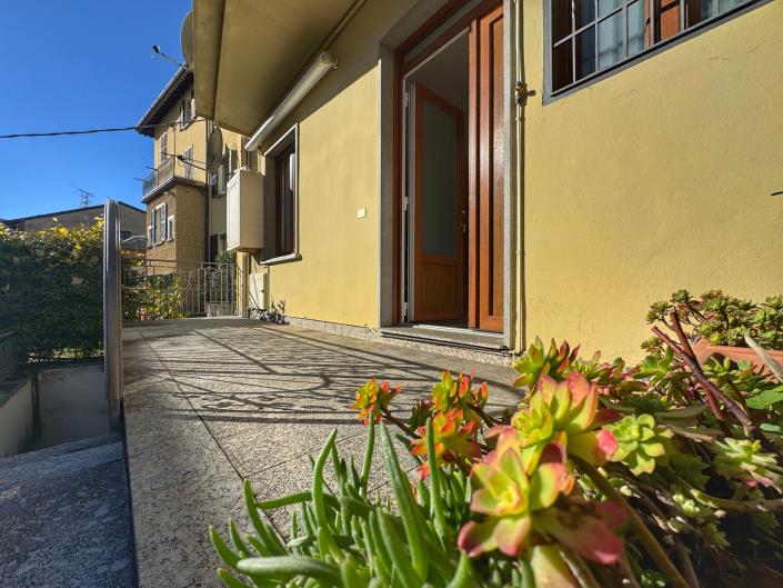 Image No.11-1 Bed Apartment for sale