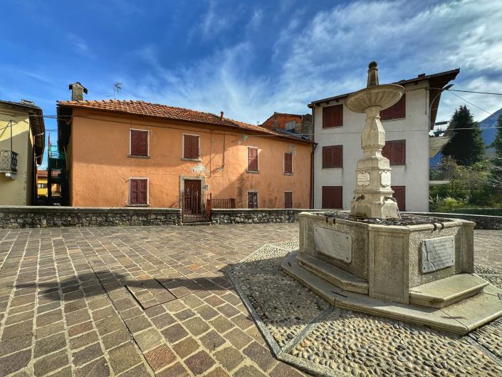 Image No.26-9 Bed House for sale