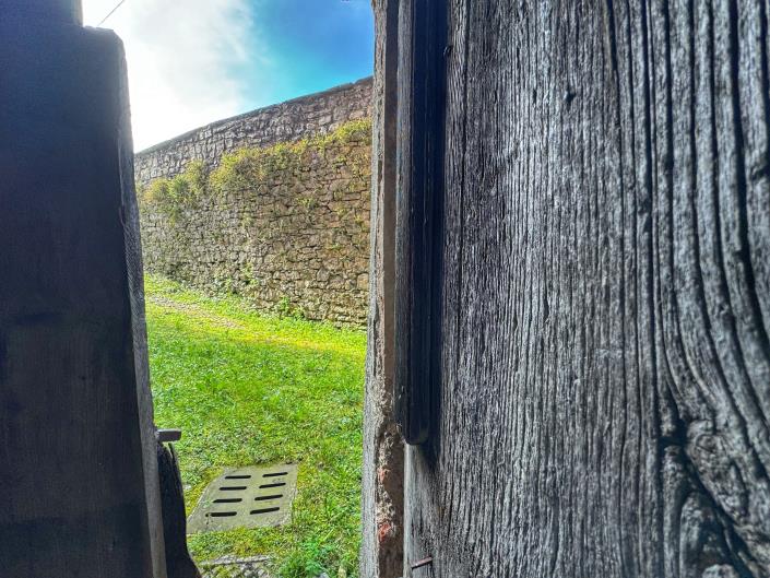 Image No.24-9 Bed House for sale