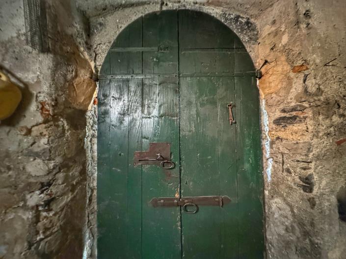 Image No.3-3 Bed House for sale