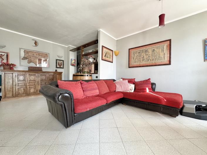 Image No.7-3 Bed Apartment for sale