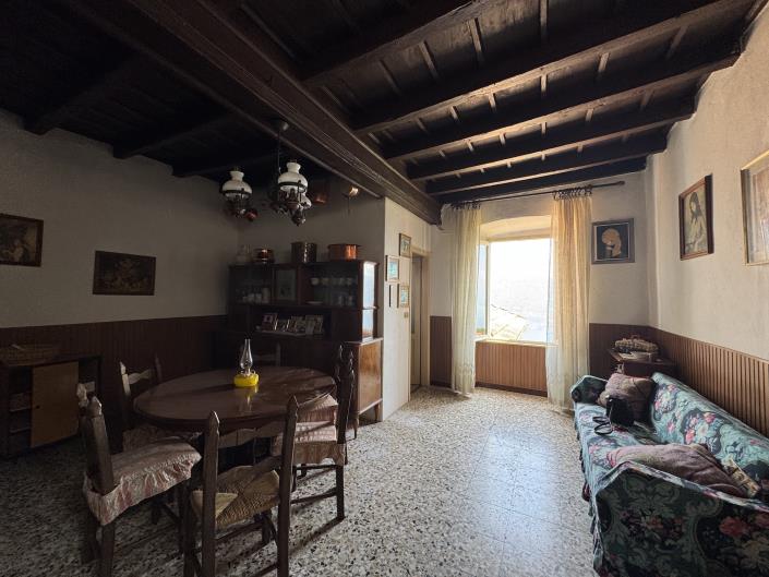 Image No.14-5 Bed Apartment for sale