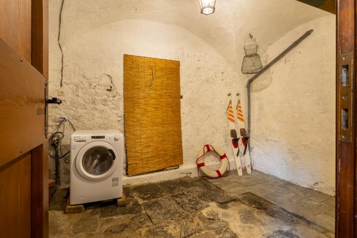 Image No.18-4 Bed Apartment for sale