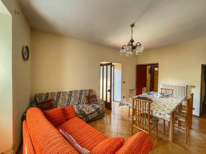 Image No.7-3 Bed House for sale