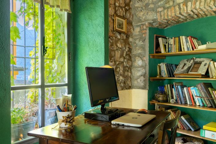 Image No.15-3 Bed House for sale