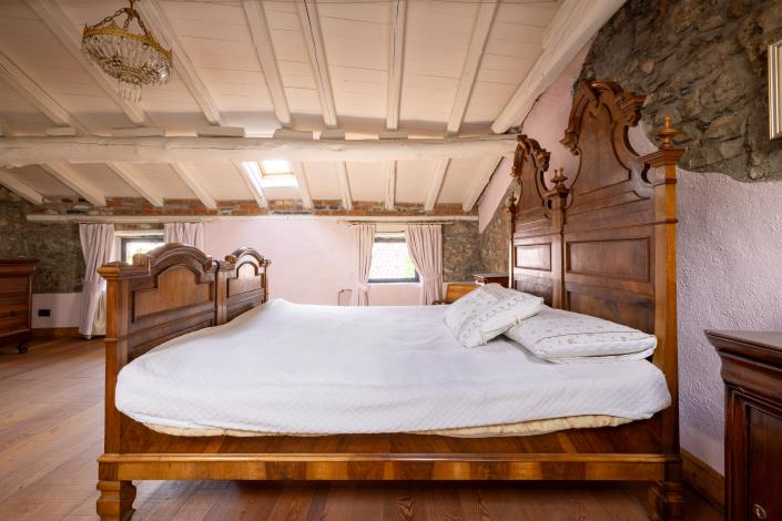 Image No.31-3 Bed House for sale