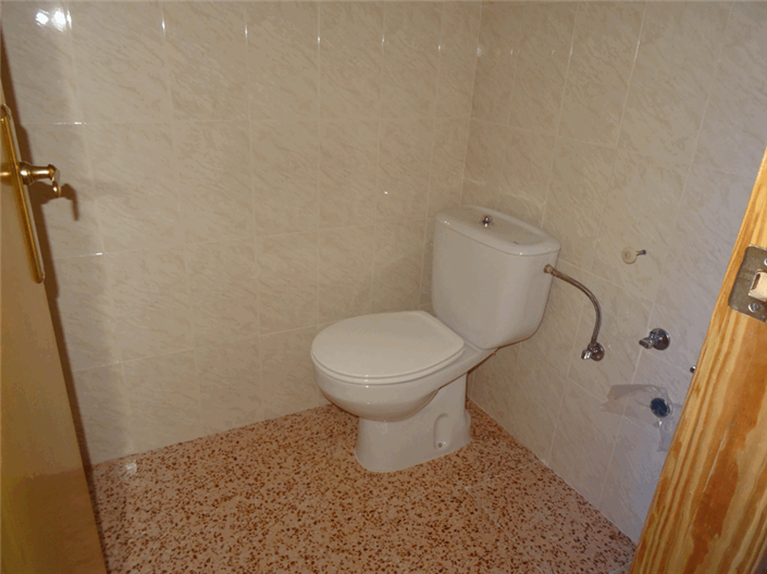 Image No.15-3 Bed Townhouse for sale