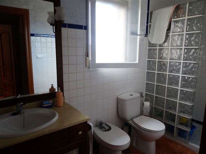 Image No.23-3 Bed Villa for sale